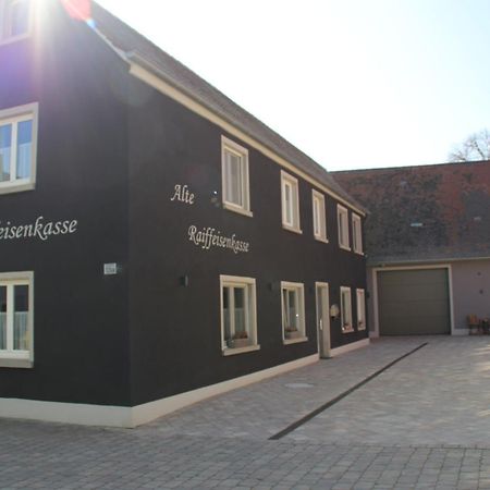 Apartment Alte Raiffeisenkasse רוטנבורג אוב דר טאובר מראה חיצוני תמונה